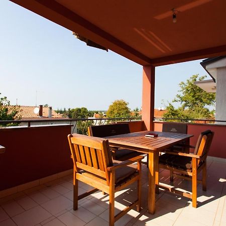 Apartments Banic Porec Bagian luar foto