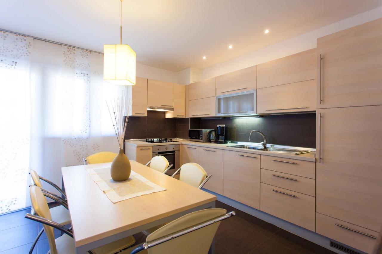 Apartments Banic Porec Bagian luar foto