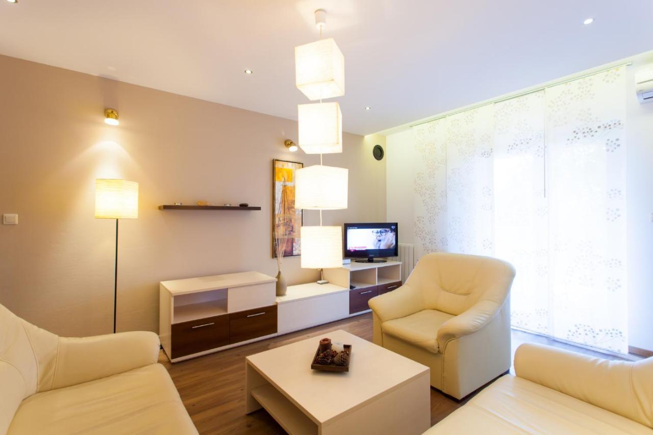Apartments Banic Porec Bagian luar foto
