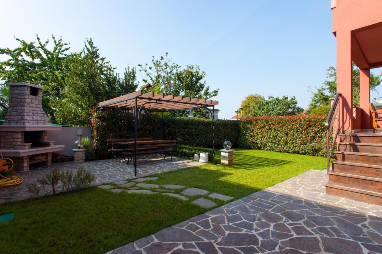 Apartments Banic Porec Bagian luar foto